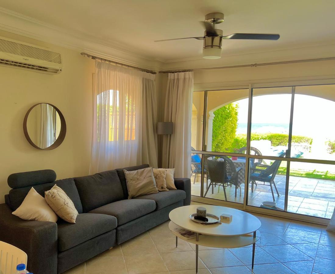 Amazing Beachfront Townhouse Chalet Ain Sokhna Villa ไอน์ ซกนา ภายนอก รูปภาพ
